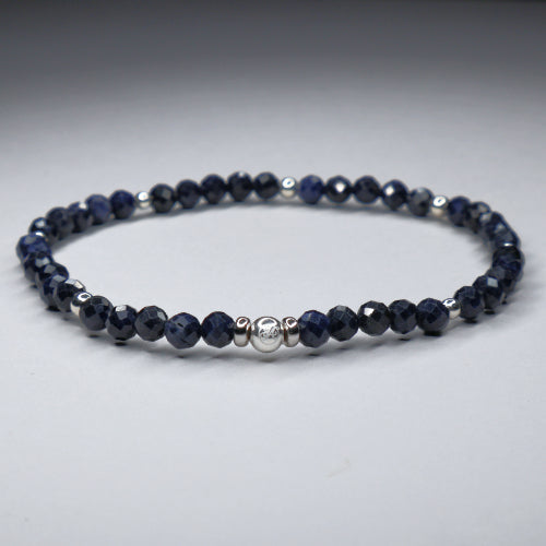 September Sapphire and Sterling Silver V4 bracelet with 4 mm sapphire beads